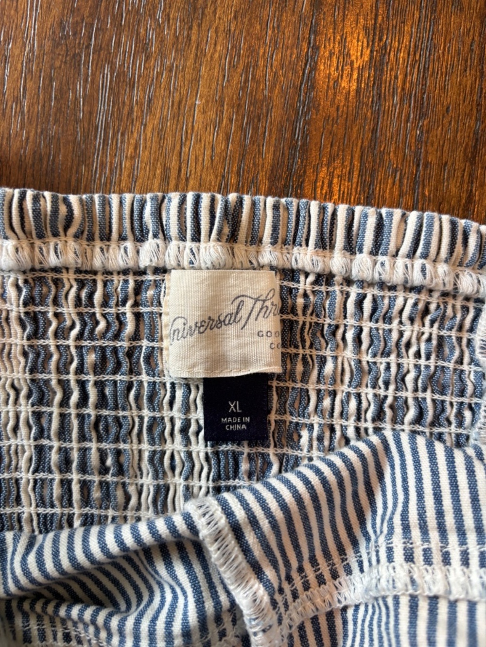 Universal Thread Striped Crop Top - Picture 4 of 6